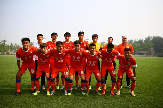 仍给了阿根